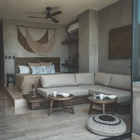 Aparthotel Urbano By Sundara