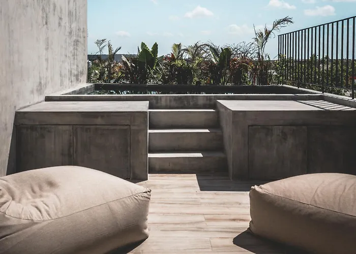 Aparthotel Urbano By Sundara 4*
