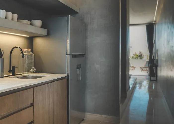 Urbano By Sundara 4*